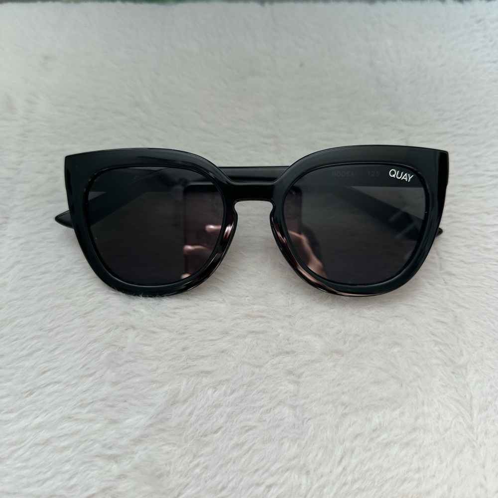 cat eye ; quay sunglasses